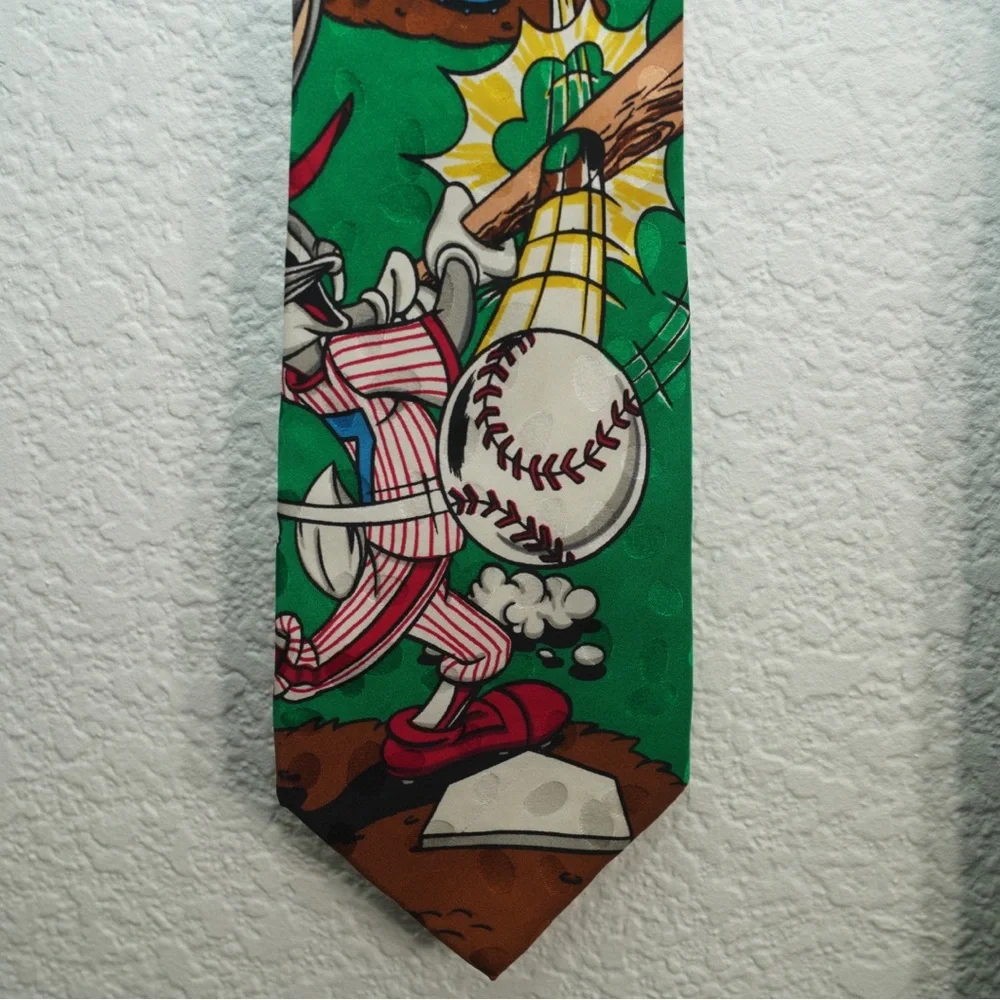 Looney Tunes Mania Tie Vintage 1994 Bugs Bunny Baseball Necktie 100% Silk